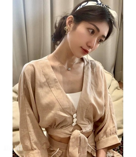 筷子腿机车女神与同居男友激情性爱全过程，美女私下如此反差女上位扭的太骚了 [1V/2.21GB]